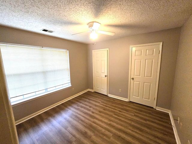 7503 APPLING ESTATE DR, Memphis, TN 38133