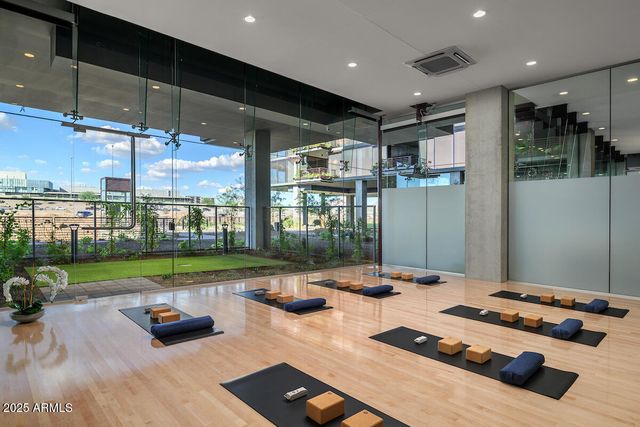 7230 E Mayo Boulevard 2028, Scottsdale, AZ 85255