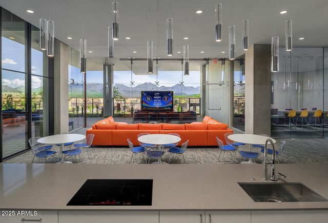 7230 E Mayo Boulevard 2028, Scottsdale, AZ 85255