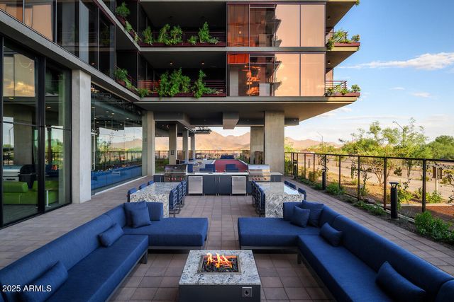 7230 E Mayo Boulevard 2028, Scottsdale, AZ 85255