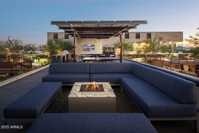 7230 E Mayo Boulevard 2028, Scottsdale, AZ 85255