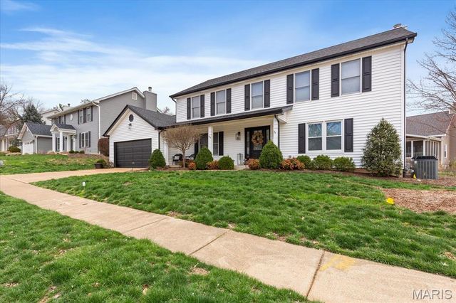 1462 Carriage Bridge Trail, Ballwin, MO 63021