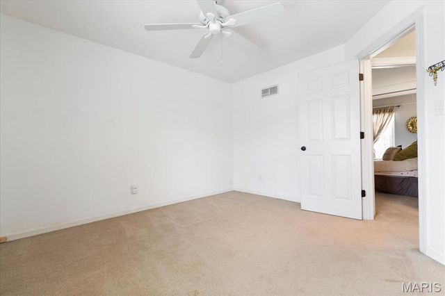 1462 Carriage Bridge Trail, Ballwin, MO 63021