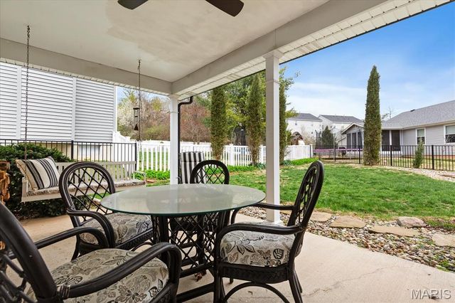 1462 Carriage Bridge Trail, Ballwin, MO 63021