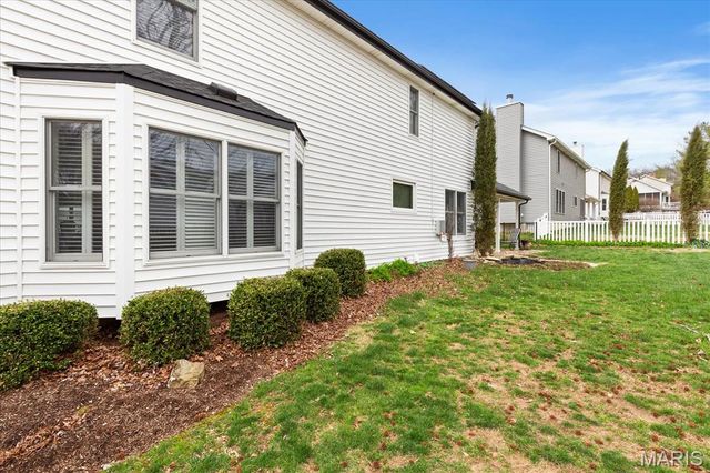 1462 Carriage Bridge Trail, Ballwin, MO 63021