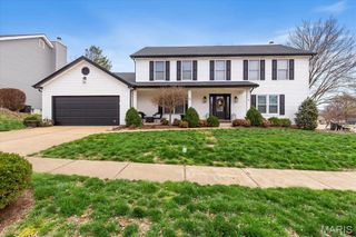 1462 Carriage Bridge Trail, Ballwin, MO 63021