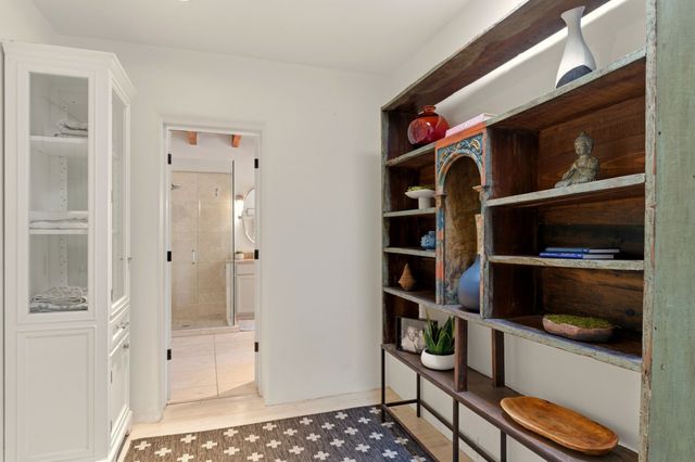 3881 Old Santa Fe Trail, Santa Fe, NM 87505