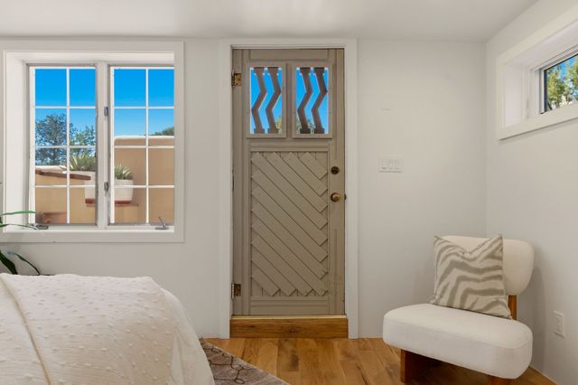 3881 Old Santa Fe Trail, Santa Fe, NM 87505