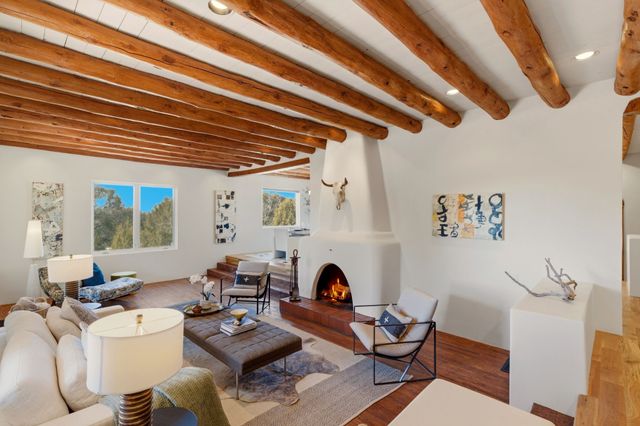 3881 Old Santa Fe Trail, Santa Fe, NM 87505