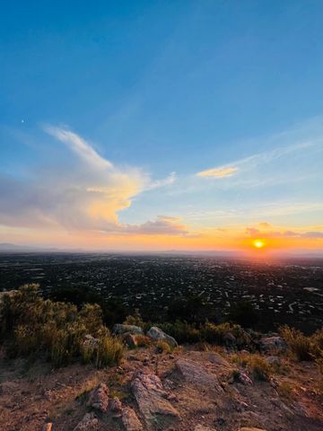 3881 Old Santa Fe Trail, Santa Fe, NM 87505