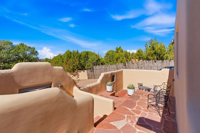 3881 Old Santa Fe Trail, Santa Fe, NM 87505