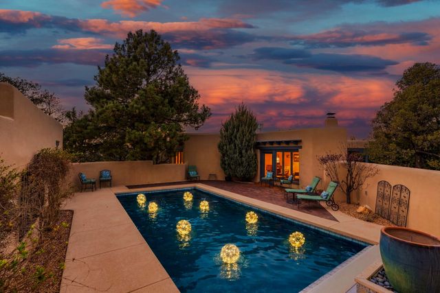 3881 Old Santa Fe Trail, Santa Fe, NM 87505