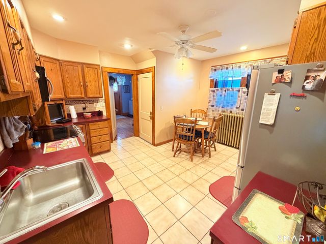 12 Coolidge Street, Hartford, CT 06106