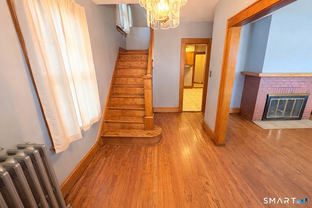 12 Coolidge Street, Hartford, CT 06106