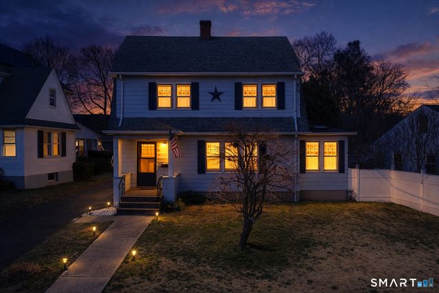 12 Coolidge Street, Hartford, CT 06106