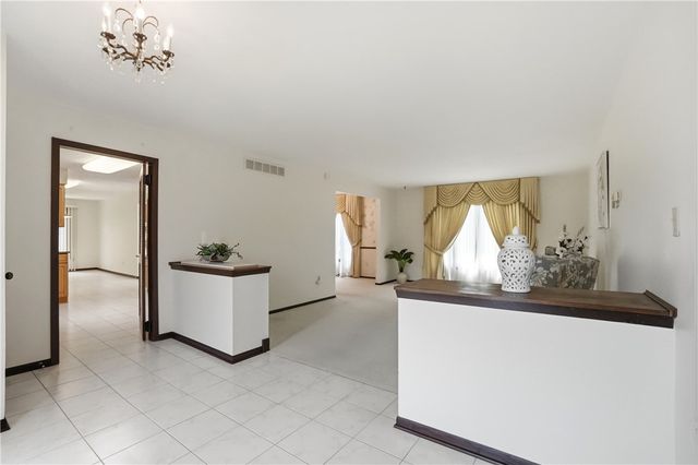 354 Shadywood Drive, Clayton, OH 45415