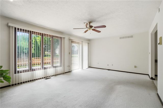354 Shadywood Drive, Clayton, OH 45415