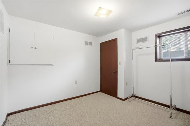 354 Shadywood Drive, Clayton, OH 45415
