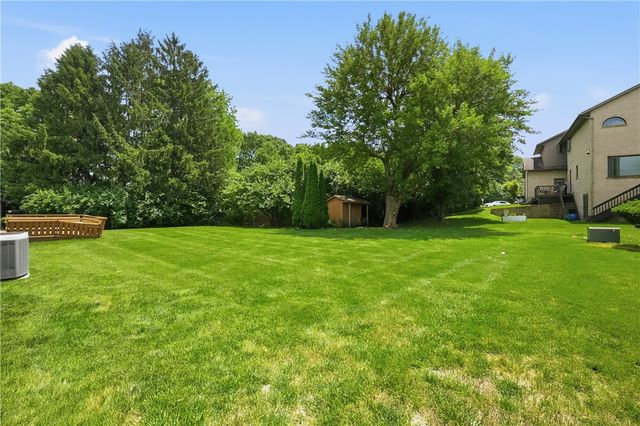 354 Shadywood Drive, Clayton, OH 45415