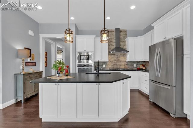 4540 Echo Cliff Lane, Larkspur, CO 80118