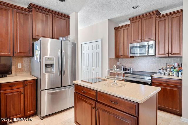 2008 STABLE GATE Lane, Orange Park, FL 32065