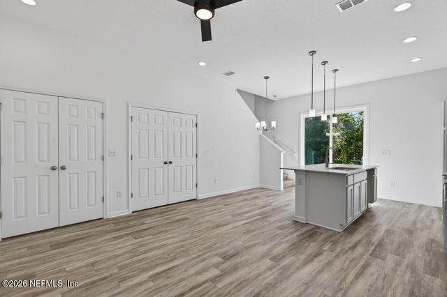 11076 PINE Street, Jacksonville, FL 32218