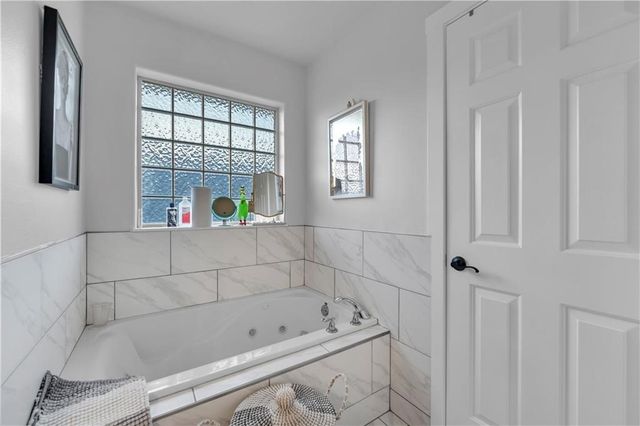 8006 David Drive, Siloam Springs, AR 72761