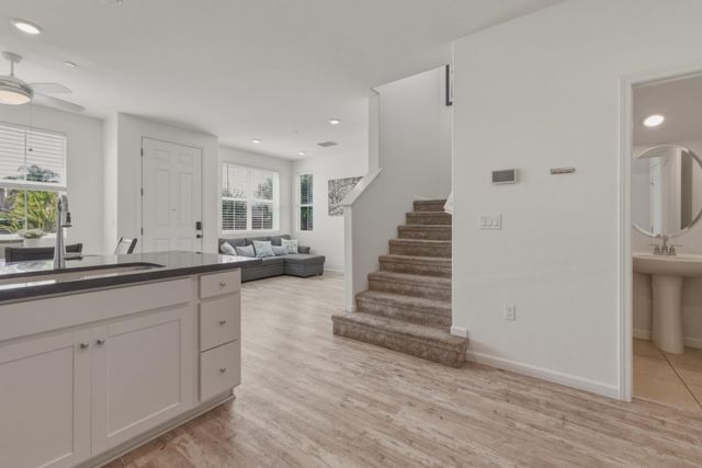 1180 Julia Circle, Hollister, CA 95023