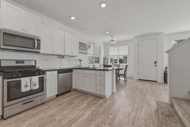 1180 Julia Circle, Hollister, CA 95023