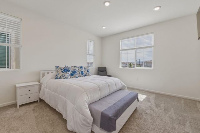 1180 Julia Circle, Hollister, CA 95023