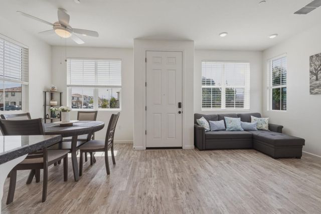 1180 Julia Circle, Hollister, CA 95023