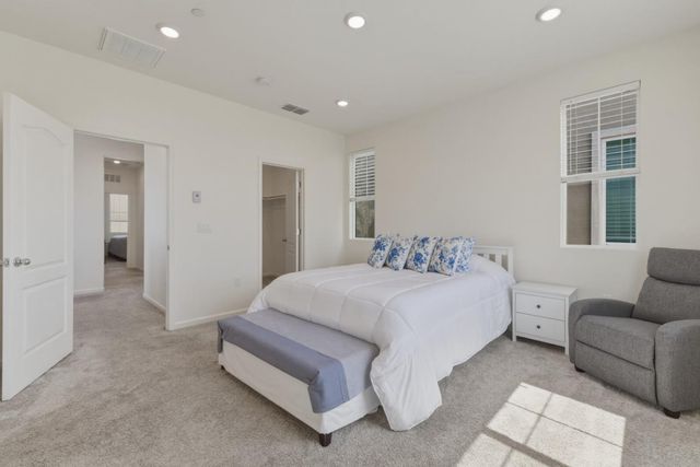 1180 Julia Circle, Hollister, CA 95023