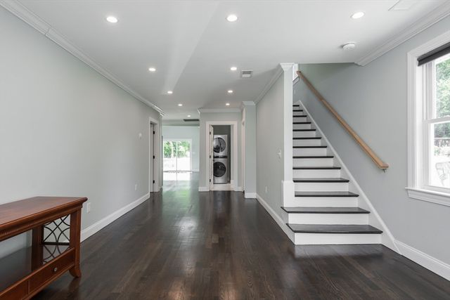 398 Plymouth St, Bridgewater, MA 02324