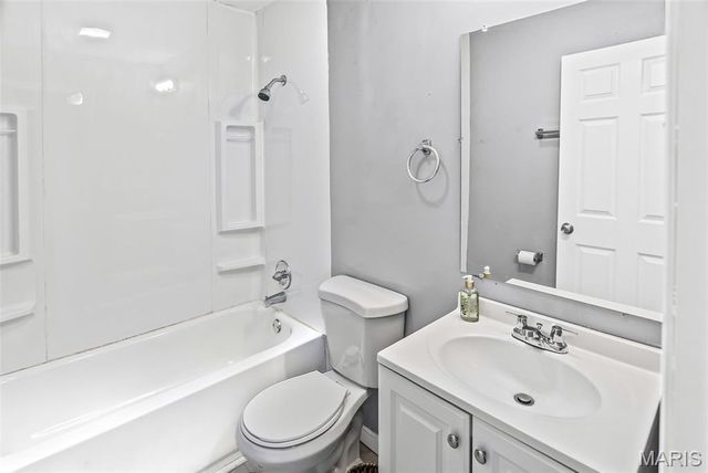 732 E Adams Street, Belleville, IL 62220