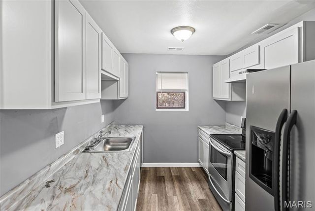 732 E Adams Street, Belleville, IL 62220