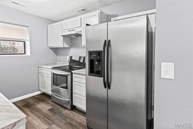 732 E Adams Street, Belleville, IL 62220