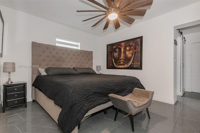 200 SW 69th Ter, Pembroke Pines, FL 33023