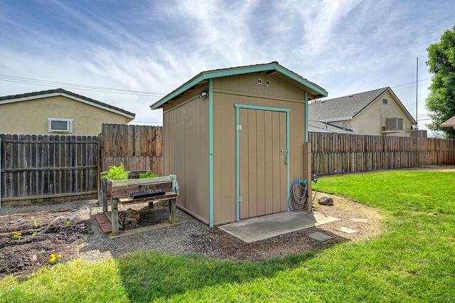 5728 10th St, Sheridan, CA 95681