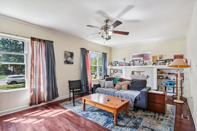 7635 S Michigan Avenue, Chicago, IL 60619