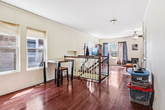 7635 S Michigan Avenue, Chicago, IL 60619