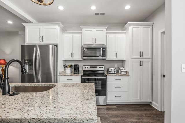 10 Breakwater Lane 21, Ringgold, GA 30736