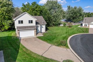 291 Appleblossom Lane E, Shakopee, MN 55379