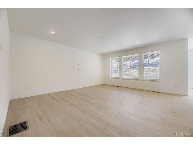 12710 W Glasgow Pl, Littleton, CO 80127