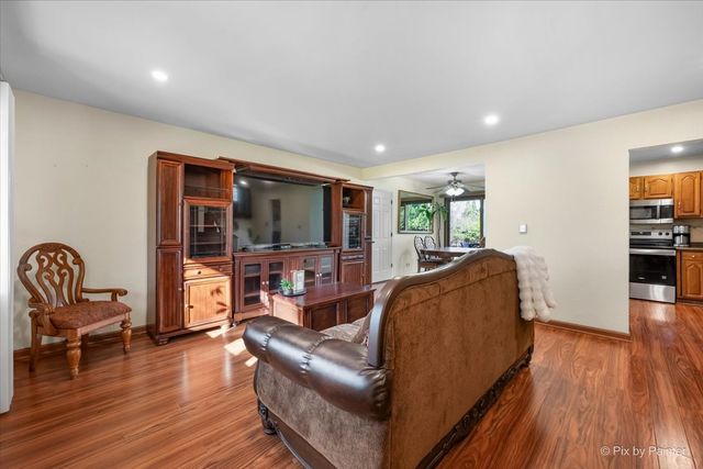 849 Hemlock Drive, Sleepy Hollow, IL 60118