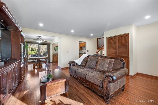 849 Hemlock Drive, Sleepy Hollow, IL 60118