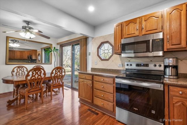 849 Hemlock Drive, Sleepy Hollow, IL 60118