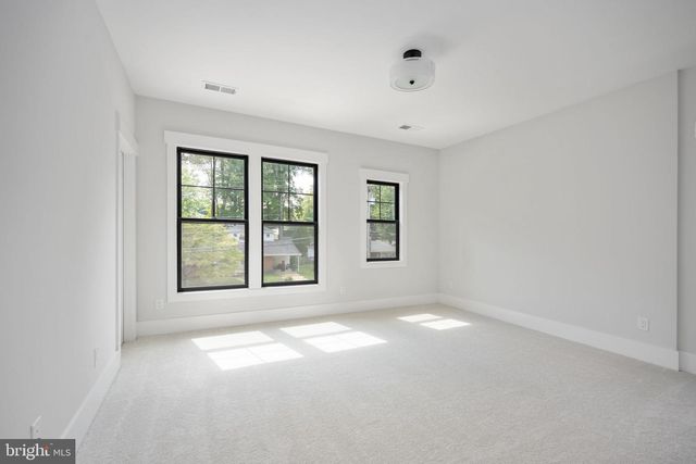 8650 MCHENRY ST, Vienna, VA 22180