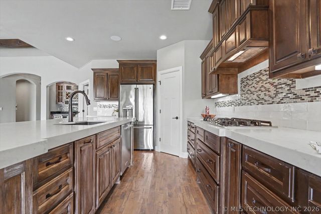 1122 W 84th Place S, Tulsa, OK 74132