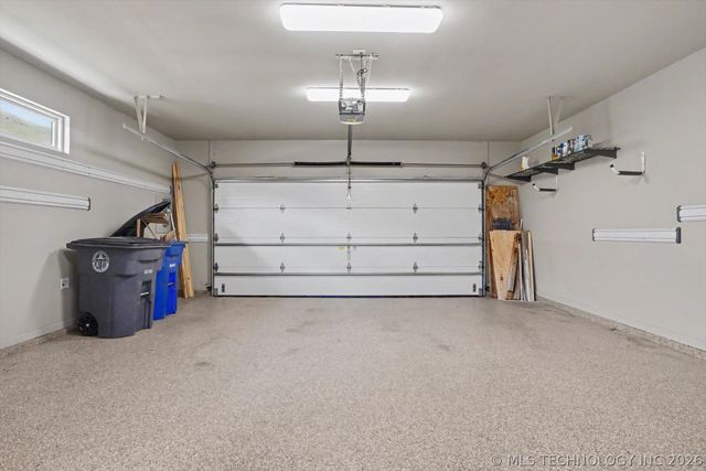 1122 W 84th Place S, Tulsa, OK 74132