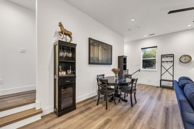 2210 Shea Road 102, Dallas, TX 75235
